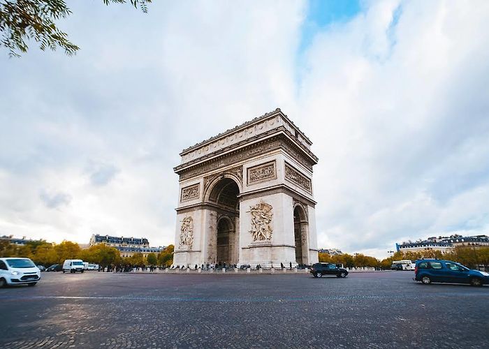 Arc de Triomphe photo