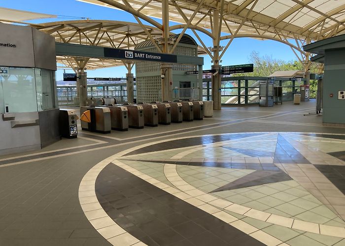 BART - Millbrae Station photo