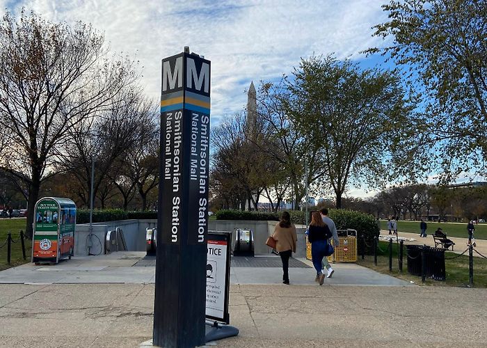 Smithsonian Station photo