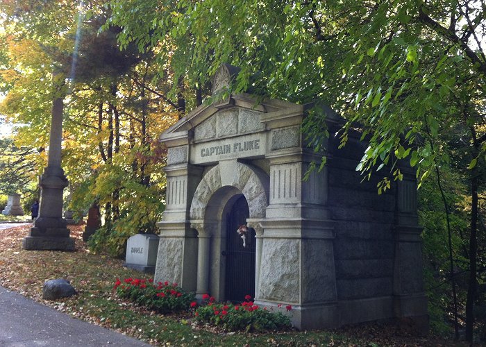 Mount Pleasant Cemetery Mount Pleasant Cemetery grave | Toronto Newbie photo