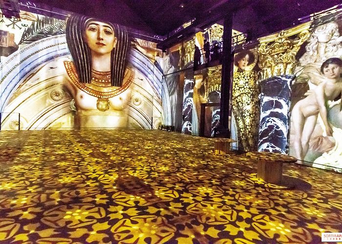Klimt Atelier Gustav Klimt returns to the Atelier des Lumières - Video ... photo