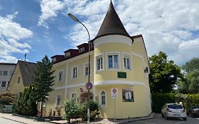 Hotel Gästehaus Auerhahn Vöcklabruck Exterior photo