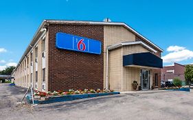 Motel 6-Madison, WI - East Exterior photo