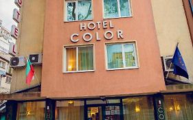 Hotel Color Warna Exterior photo