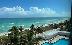 Beach Front Studio Miami Beach Exterior photo