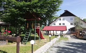 Guesthouse Arnika Fužine Exterior photo