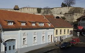 Bed and Breakfast Varkapu Panzio Erlau Exterior photo