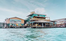 Hotel Selina Bocas Del Toro Exterior photo