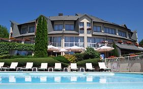 Villa Bastide Du Cantal Salers Exterior photo