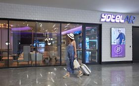 Yotelair Istanbul Airport, Duty Free - International Transit Area Exterior photo