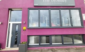 Bed and Breakfast The Bromley Blackpool Exterior photo