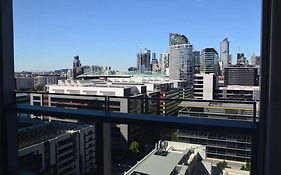 Orange Stay Apartments Melbourne City Exterior photo