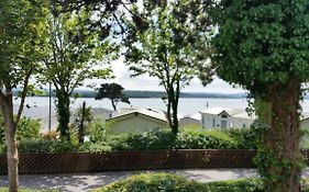 Hotel Pine Ridge 59 Rockley Park Poole With Sea View Sleeps Six Exterior photo