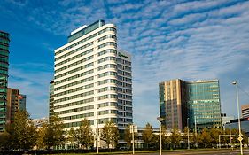 Holiday Inn Express Amsterdam Arena Towers Exterior photo