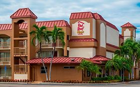 Red Roof Inn Plus+ & Suites Naples Downtown-5Th Ave S Exterior photo