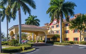 Hawthorn Suites By Wyndham North Naples Exterior photo