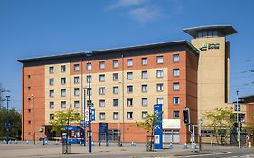 Holiday Inn Express Leicester City Exterior photo