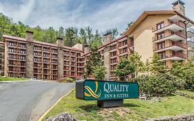 Quality Inn&Suites Gatlinburg Exterior photo