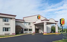 Hotel Super 8 By Wyndham Hartford Exterior photo