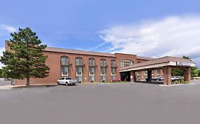 Quality Inn Vernal near Dinosaur National Monument Exterior photo