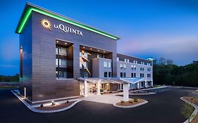 La Quinta Inn&Suites by Wyndham Wisconsin Dells Lake Delton Exterior photo