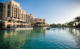 Hotel Jumeirah Mina Al Salam Dubai Exterior photo