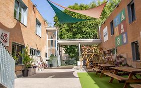 Scout Madrid Hostel Exterior photo