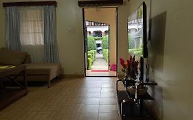 Easy Sleep Guesthouse Kitale Exterior photo