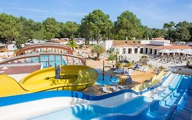 Hotel Camping Officiel Siblu La Pignade Ronce-les-Bains Exterior photo