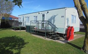 Hotel 6 Berth Central Heated On The Chase Ingoldmells Exterior photo