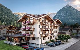 Sonnenhof Genusshotel&Appartements Pertisau Exterior photo