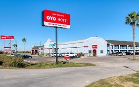 OYO Hotel Rosenberg TX I-69 Exterior photo