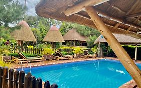 Bed and Breakfast Elite Backpackers Services Masaka Exterior photo