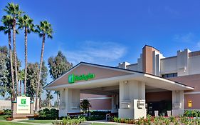 Holiday Inn Hotel&Suites Anaheim, an IHG Hotel Exterior photo