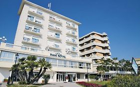 Hotel Royal Cesenatico Exterior photo