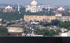 Ferienwohnung Luxury Penthouse With Taj Mahal View Agra  Exterior photo