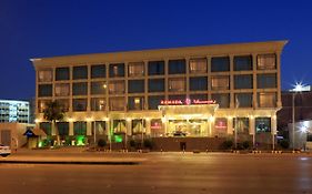 Ramada By Wyndham Hotel Riadh Exterior photo