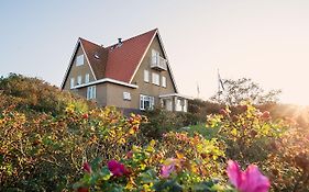 Villa Parnassia Bergen aan Zee Exterior photo