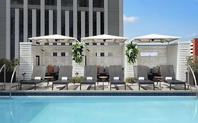 Hotel Le Meridien New Orleans Exterior photo