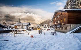 JUFA Hotel Montafon Bartholomäberg Exterior photo