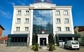 Hotel Borea Peć Exterior photo