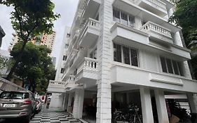 White House By Maxxvalue Service Apartments Bandra Mumbai Exterior photo