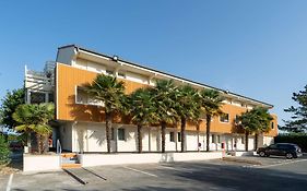 Hôtel Rochefort-Sur-Mer Tonnay-Charente Exterior photo