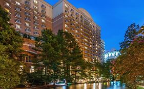 Hotel The Westin Riverwalk San Antonio Exterior photo