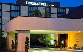 Hotel Doubletree By Hilton Columbus/Worthington Exterior photo