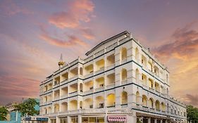 Sentrim Castle Royal Hotel Mombasa Exterior photo