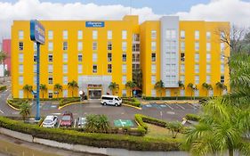 Hotel City Express By Marriott San Jose Costa Rica Heredia Exterior photo