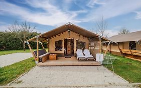 Hotel Glamping Tents In Tuhelj With Thermal Riviera Tickets Tuheljske Toplice Exterior photo