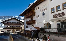 Central Hotel&Apart mit Landhaus Central Fügen Exterior photo