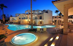 Petrosana Hotel Apartments Agia Napa Exterior photo